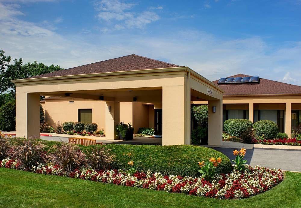 Hotel Courtyard Chicago Oakbrook Terrace Exterior foto