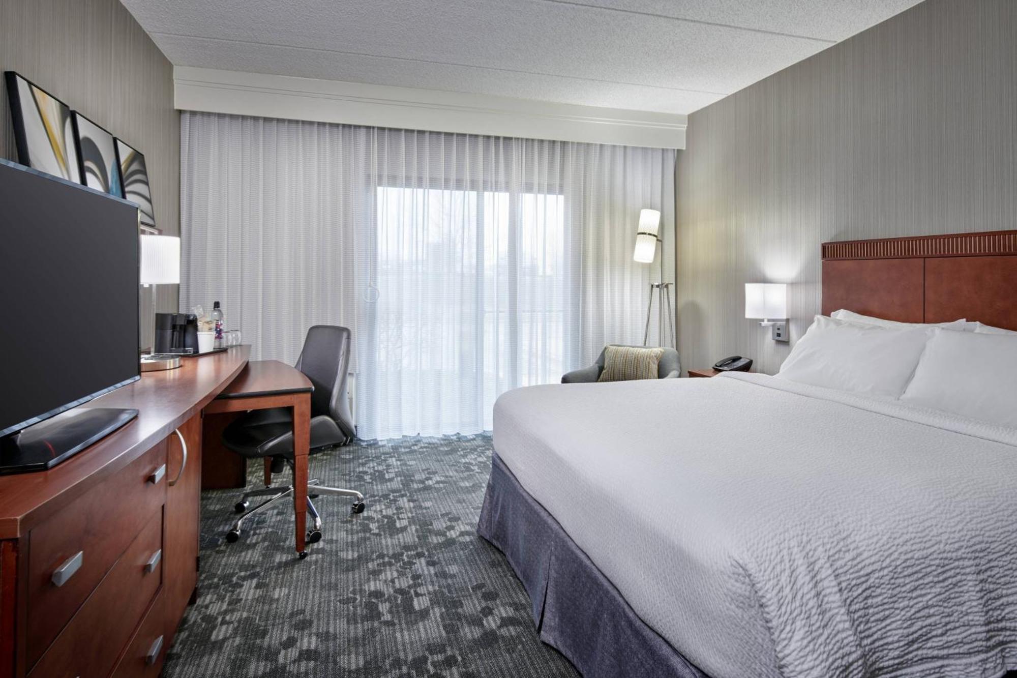 Hotel Courtyard Chicago Oakbrook Terrace Exterior foto