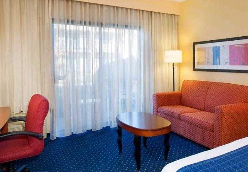 Hotel Courtyard Chicago Oakbrook Terrace Exterior foto